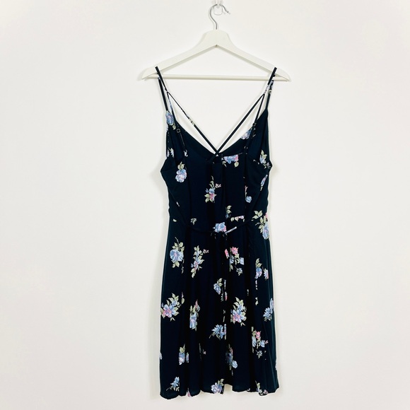 NWT Abercrombie & Fitch Navy Blue Floral Button Down Adjustable Strap Dress - Picture 2 of 4